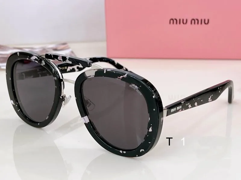 MiuMiu 05VS 57 23-142 a05